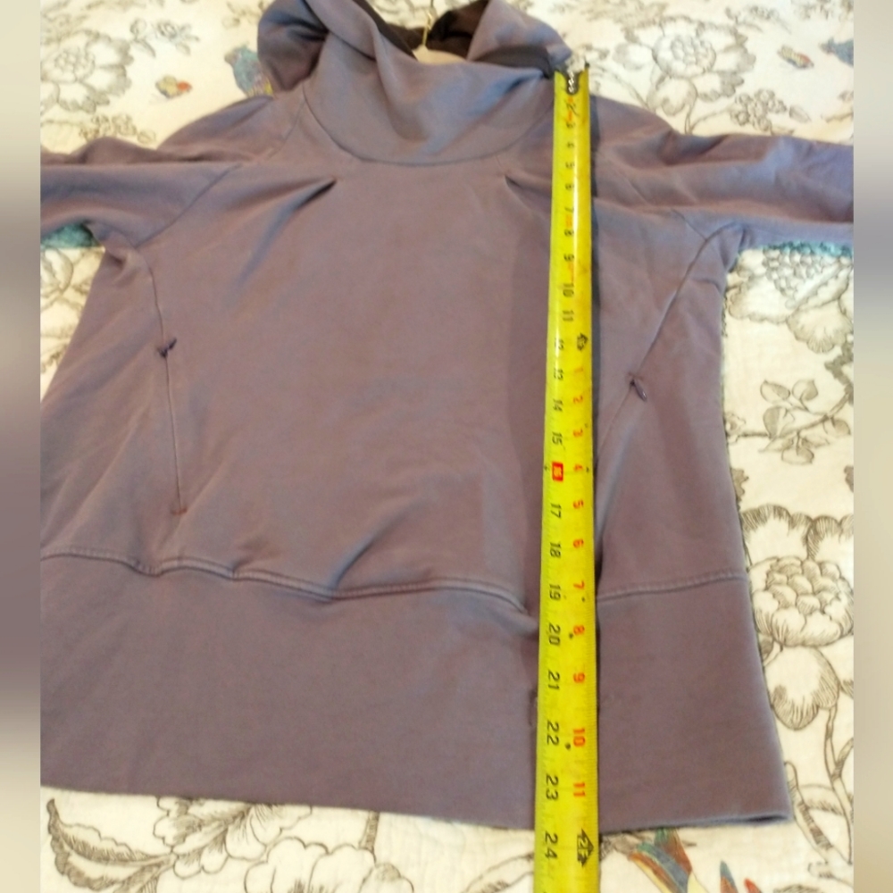 Arc'teryx Hooded Cowl Neck Sweatshirt Pullover Purple Size M
